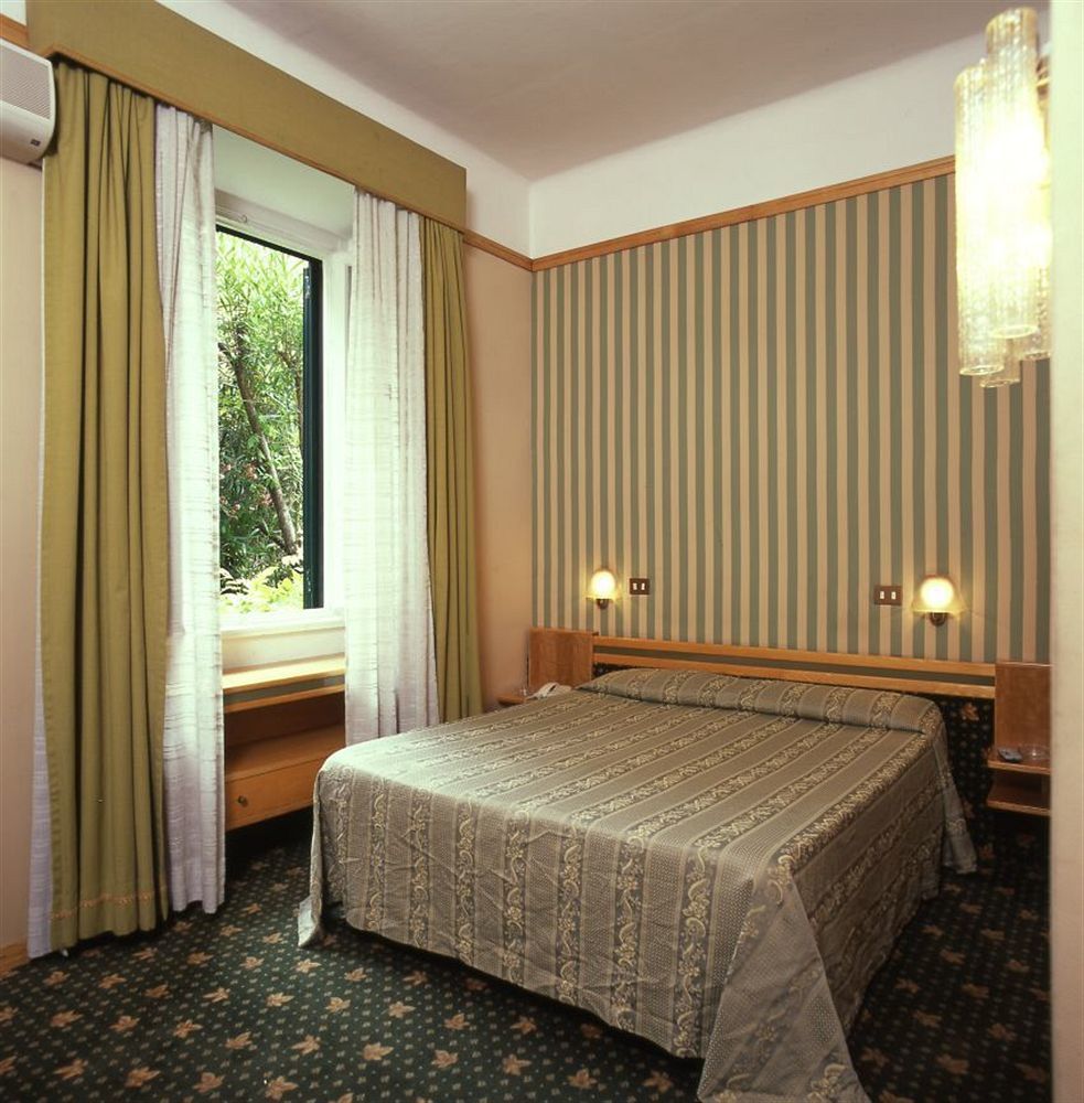 Hotel Pavia Řím Exteriér fotografie